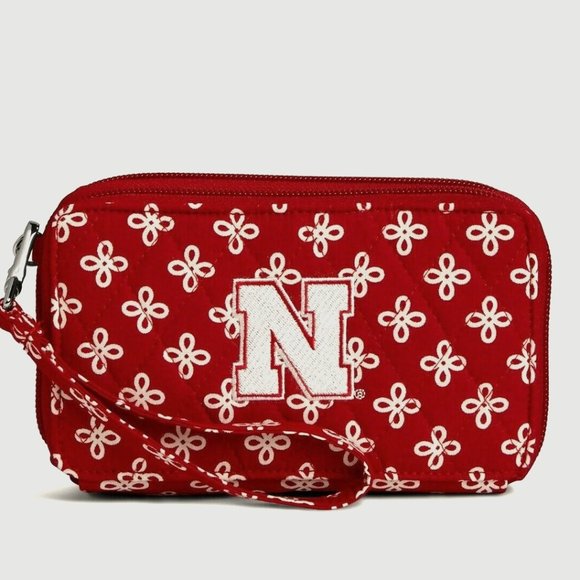 NWT Vera Bradley Collegiate RFID All in One Crossbody Bag - Nebraska - Picture 1 of 9